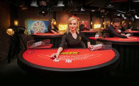fb777 slots hero image with a bright mobile-friendly game lobby